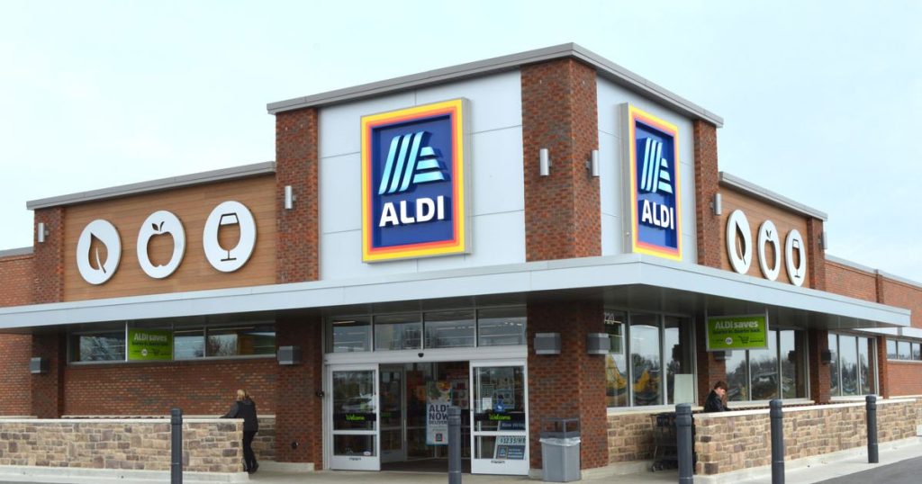 Aldi hours image