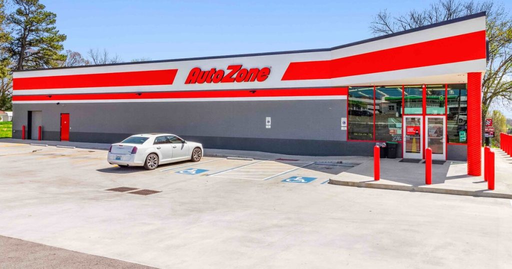 AutoZone Hours Image